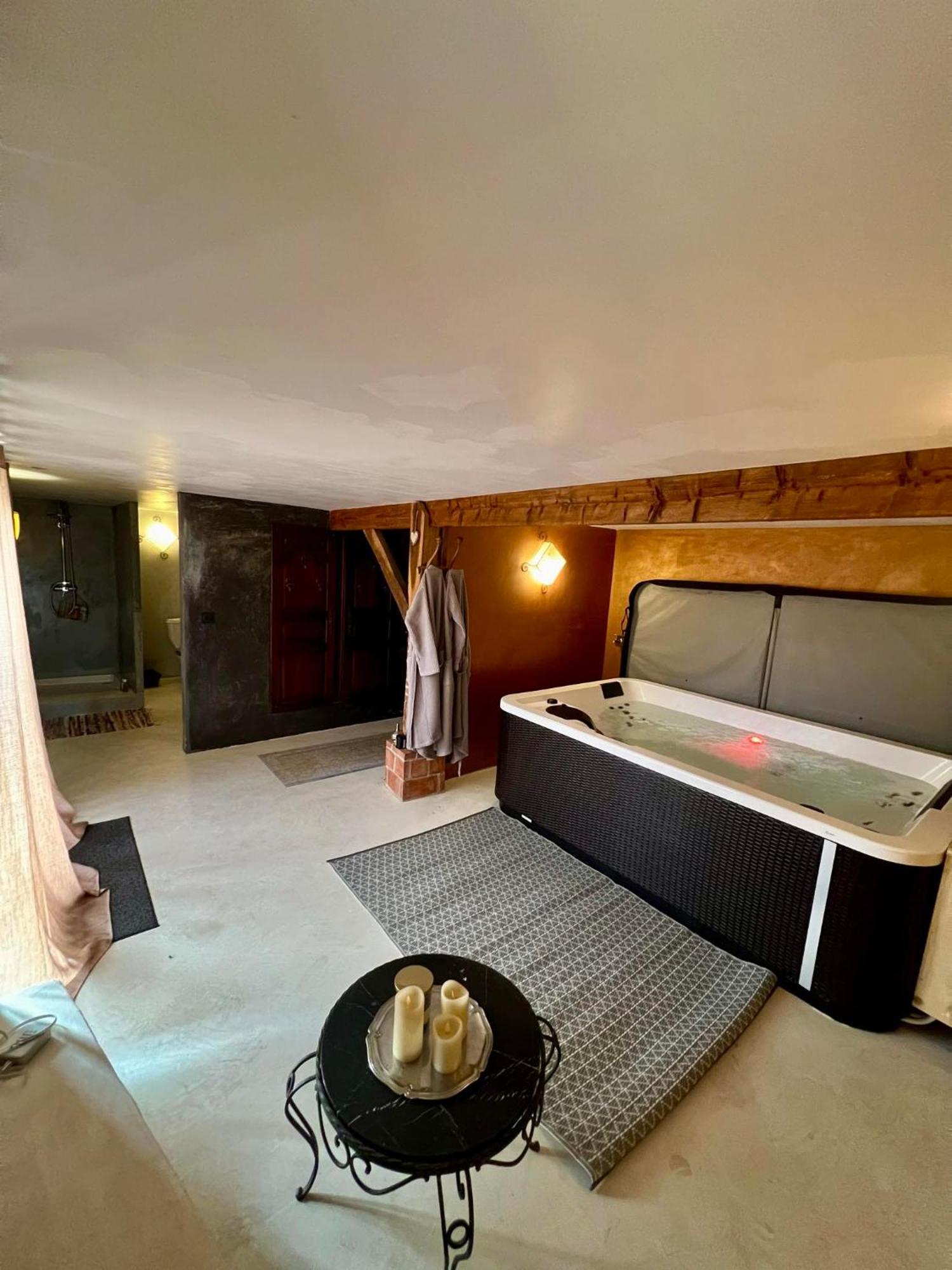 Petite Maison Peyrot Loubejac Bagian luar foto